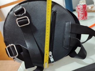 Bolso mochila mujer negro vintage con bandera