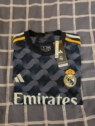 Camiseta Real Madrid 23/24 Visitante