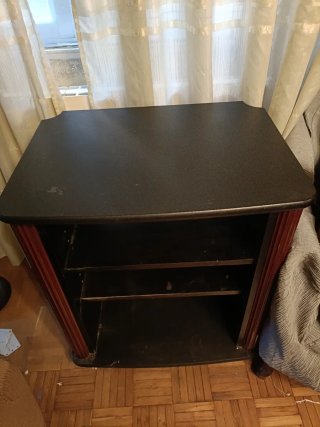 Mueble TV negro y marrón