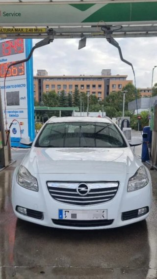 Opel Insignia 2.0 cdti 130cv