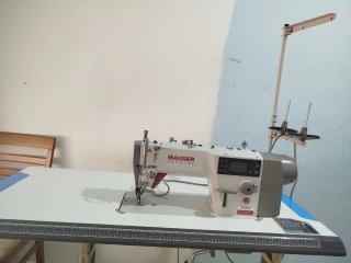 Máquina de coser Mauser Spezial