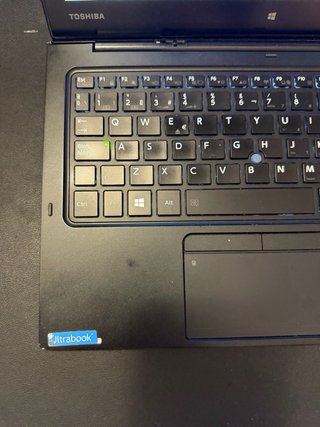 Portátil Toshiba m5