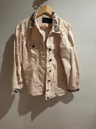 Chaqueta vaquera adornada Talla M