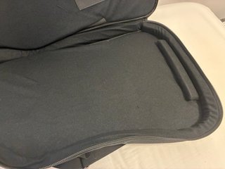 Funda para bajo eléctrico acolchada