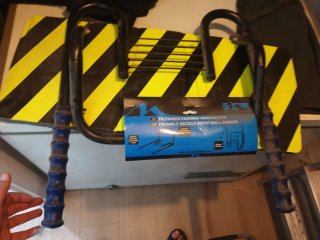 Colgador de pared plegable para bicicleta