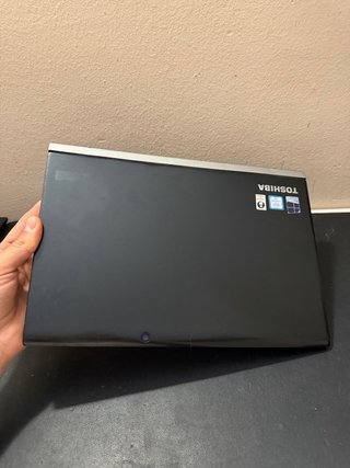 Portátil Toshiba m5