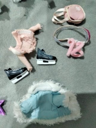 Conjunto Bratz con accessori e auto