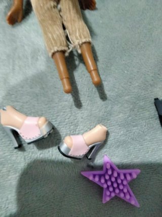 Conjunto Bratz con accessori e auto