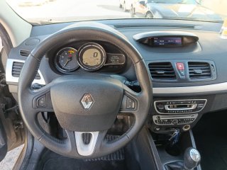 RENAULT FAMILIAR 107000 KLM