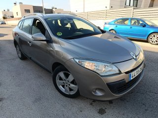 RENAULT FAMILIAR 107000 KLM