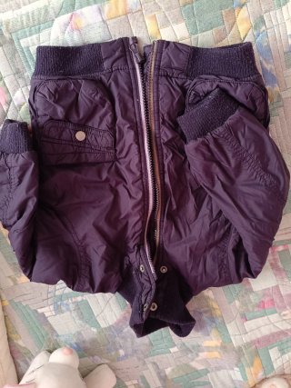 Chaqueta niño morada talla 12meses