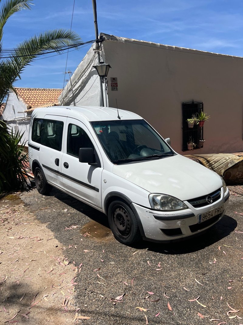 Opel Combo 2007 ITV Anual - foto 1