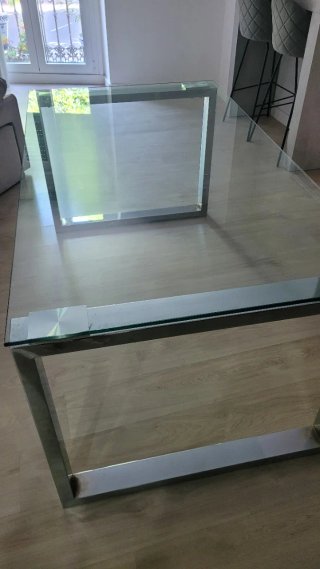 Mesa de salón cristal y metal