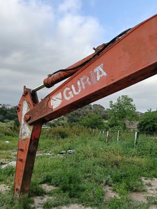 Excavadora Giratoria 20 tn