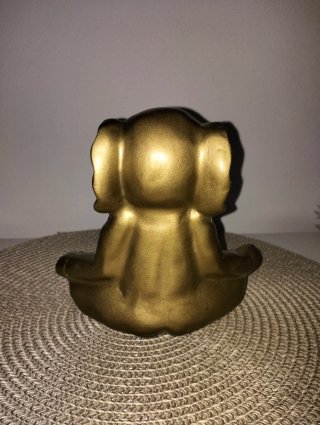 Ganesha Dorado Meditando