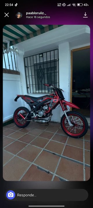 SE VENDE PRECIOSA Aprilia SX 50 ( CON ITV)