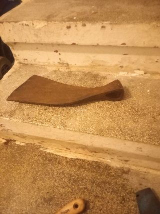 Hacha forja catalana antigua 38cm