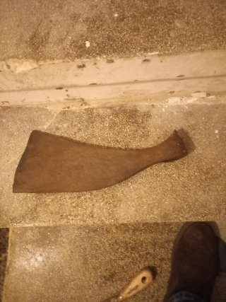 Hacha forja catalana antigua 38cm