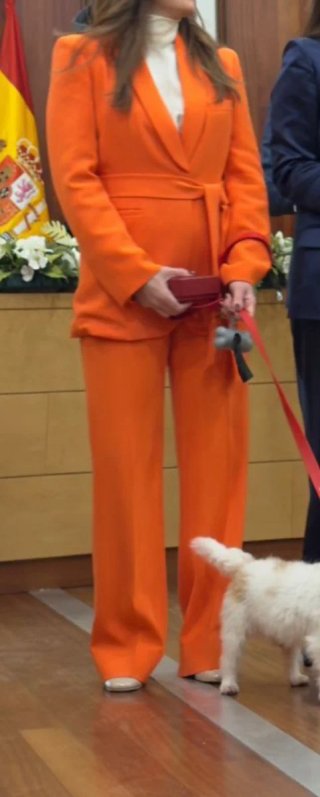 Traje chaqueta ZARA naranja