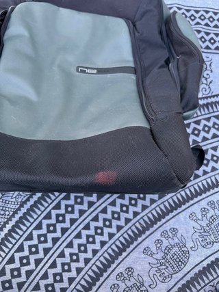 Mochila Belkin Negra y Gris