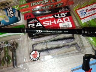 Pack pesca señuelos , carrete y caña