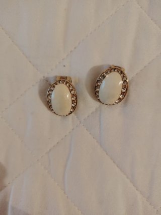 Orecchini vintage ovali con strass
