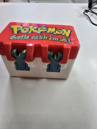 Caja de cartas Pokémon 3D