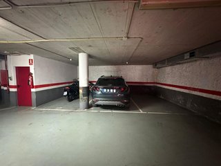 Garaje en venta en Molins de Rei
