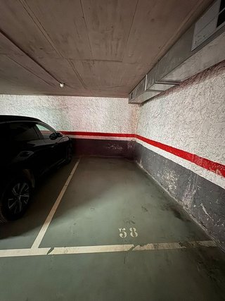 Garaje en venta en Molins de Rei