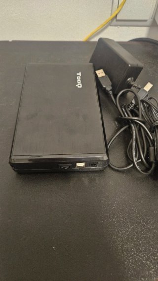 Caja disco duro externo  3.5 Tooq