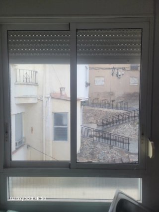 4 Ventanas y 2 Balconeras con Persiana Nuevas