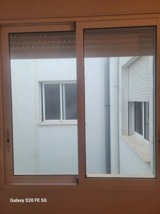 4 Ventanas y 2 Balconeras con Persiana Nuevas