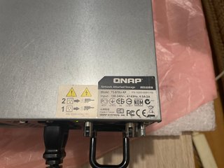QNAP TS-870U-RP 2x1TB