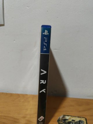 ARK Survival Evolved PS4