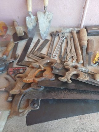 Lote de Ferramentas Antigas de Carpinteiro