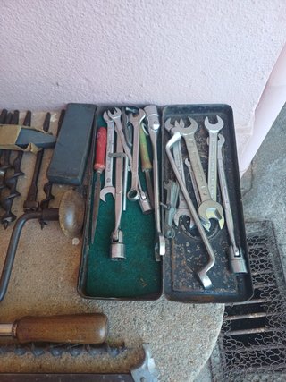 Lote de Ferramentas Antigas de Carpinteiro