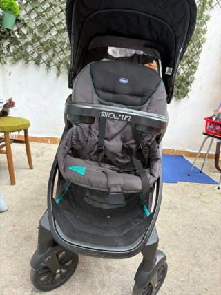 Carro de bebé en buen estado