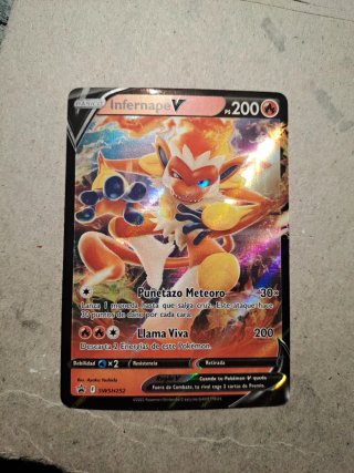 Carta Pokémon Infernape V SWSH252