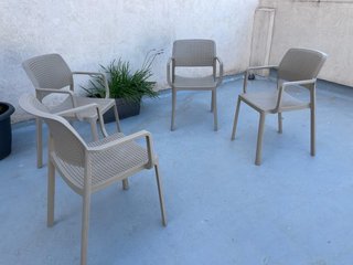 4 Sillas de Terraza Plástico Beige