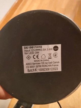 Lámpara de mesa táctil moderna