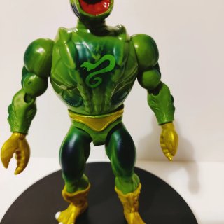 Camo Khan Origins Figura de Acción