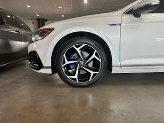 Volkswagen PASSAT 1.4 HYBRID 218 GTE EXECUTIVE (2022)