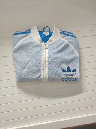 Chaqueta Adidas Azul y Blanca