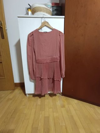 Vestido rosa Zara plumeti