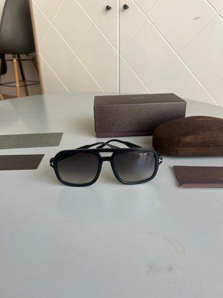 Gafas Tom Ford Negras y Grises
