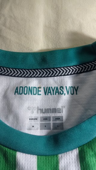 Camiseta Real Betis Isco 22 Hummel , hay más talla
