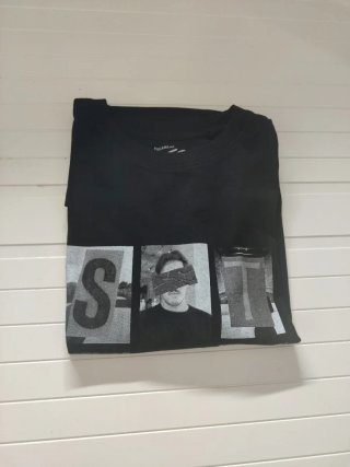 Camiseta Pull and Bear Negra