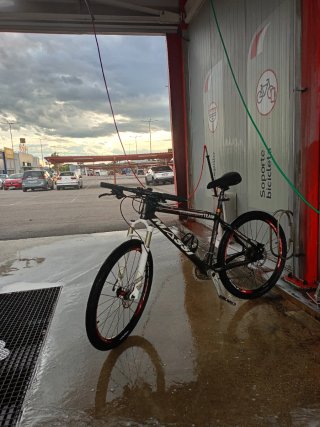 Bicicleta Massi de carbono (negociable)
