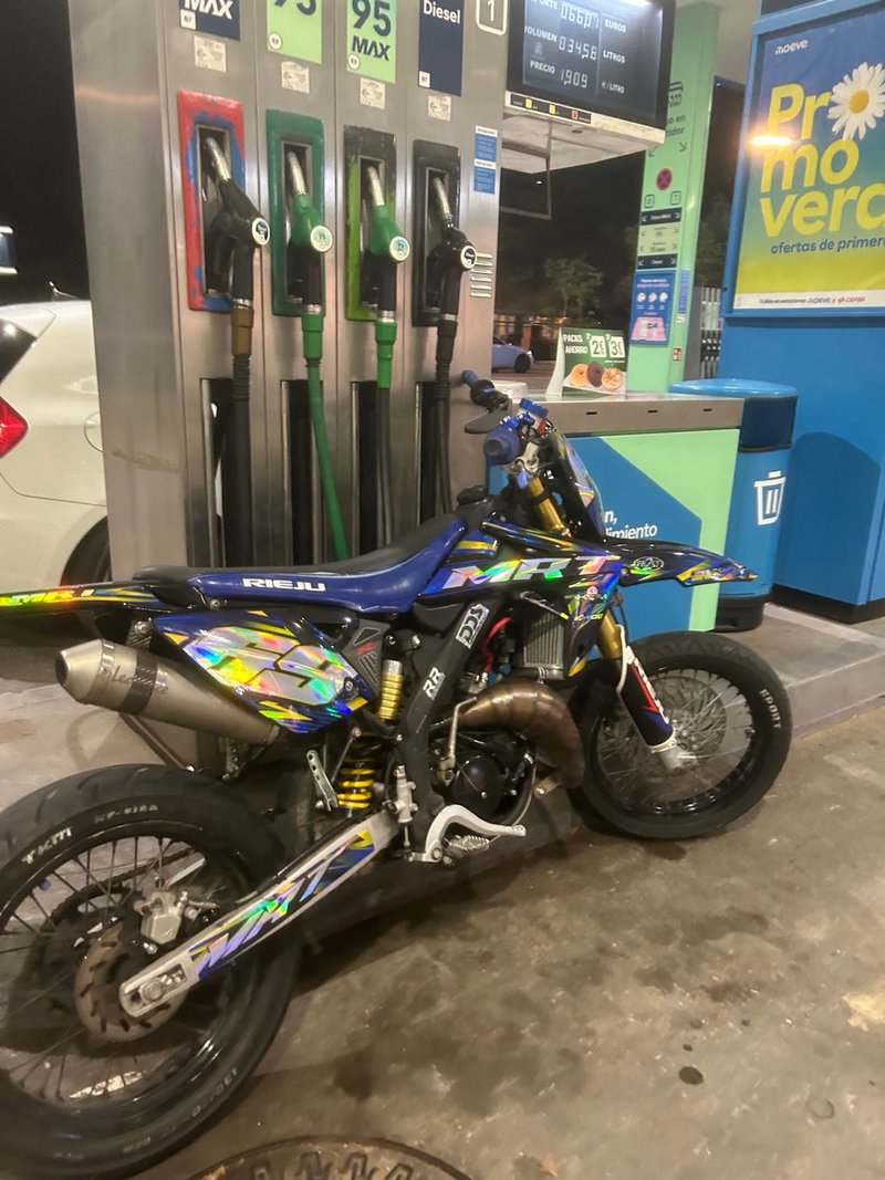 Rieju MRT PRO 49cc Supermotard