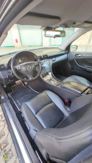 Mercedes-Benz Clase C 2004